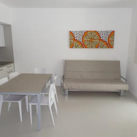 Sunny Vacation With Private Terraces * بيبيوني